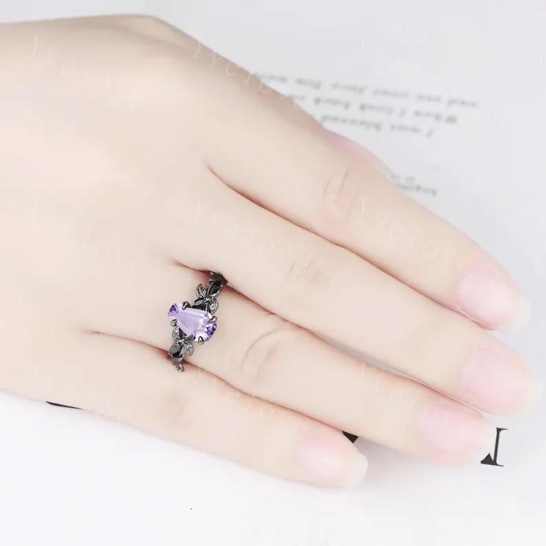 Coffin Shape Lavender Amethyst Ring,Vintage Twig Vine Leaf Ring,Antique Black Spinel Bridal Promise Ring Set Nature Inspired Black Gold band