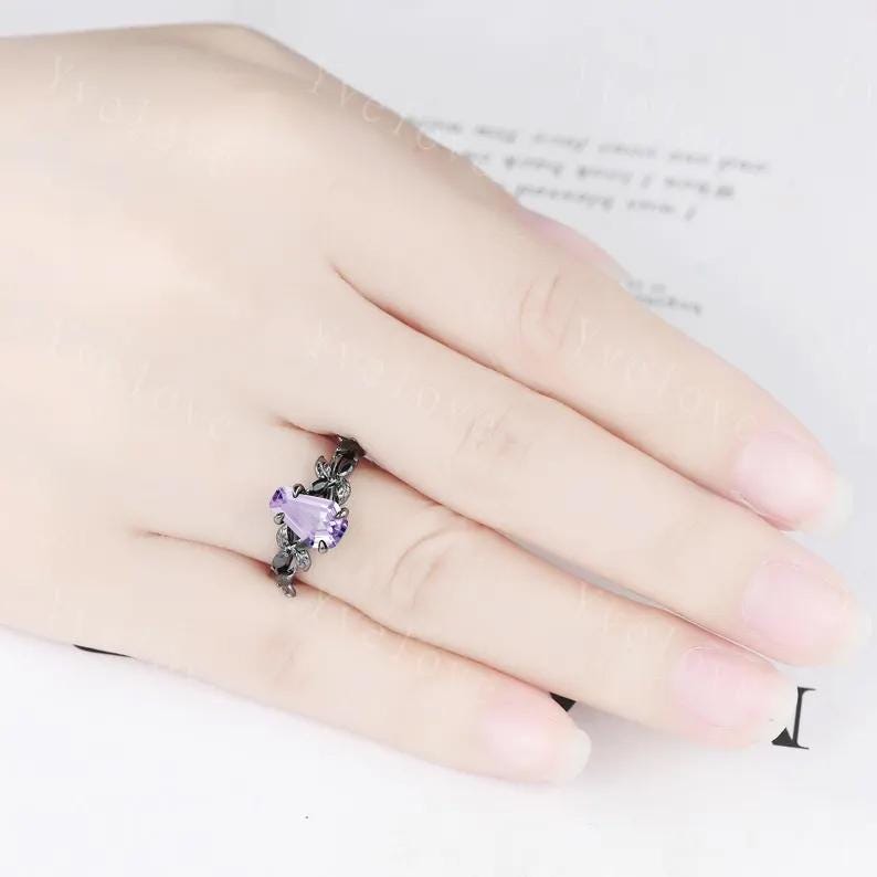 Coffin Shape Lavender Amethyst Ring,Vintage Twig Vine Leaf Ring,Antique Black Spinel Bridal Promise Ring Nature Inspired 14k Black Gold