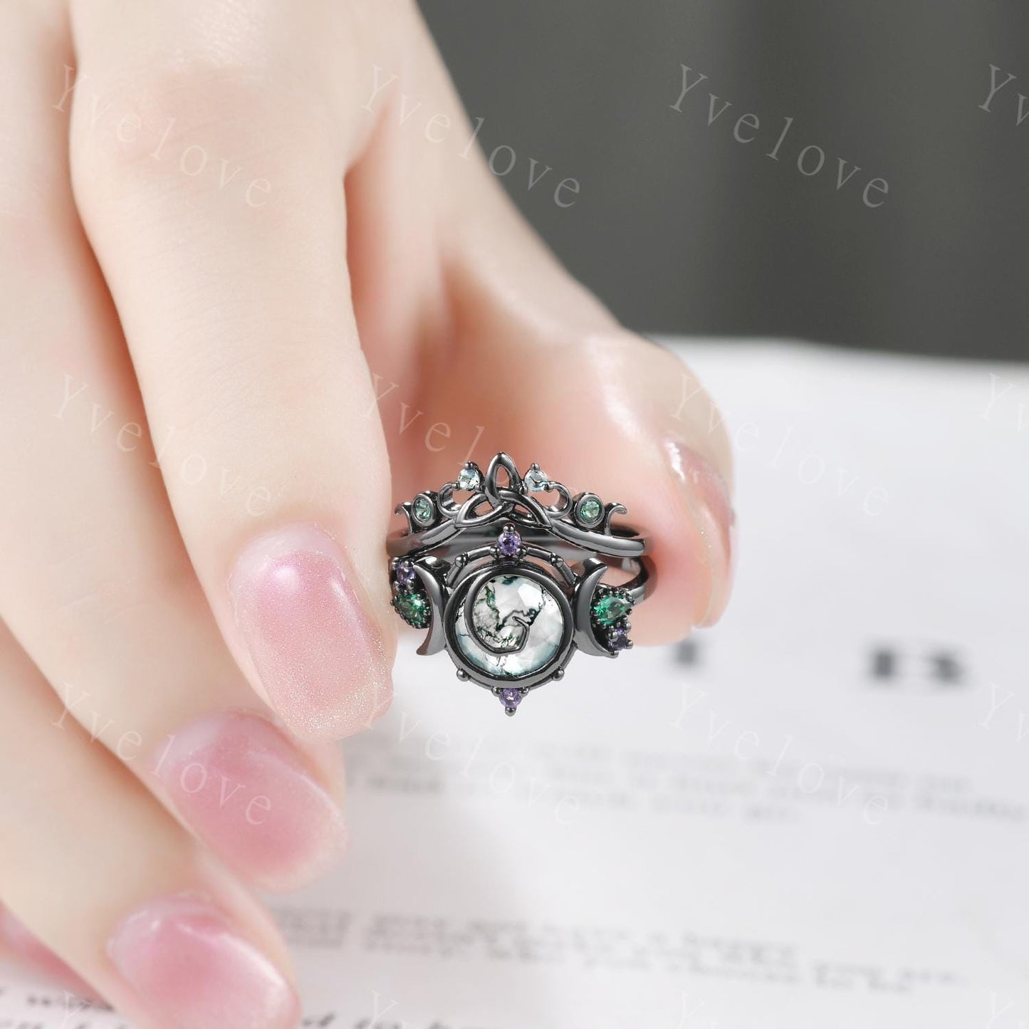 Gothic Round Cut Moss Agate Engagement Ring 14K Black Gold Nature Inspired Bridal Ring Promise Ring Emerald Amethyst Jewelry Gifts For Her