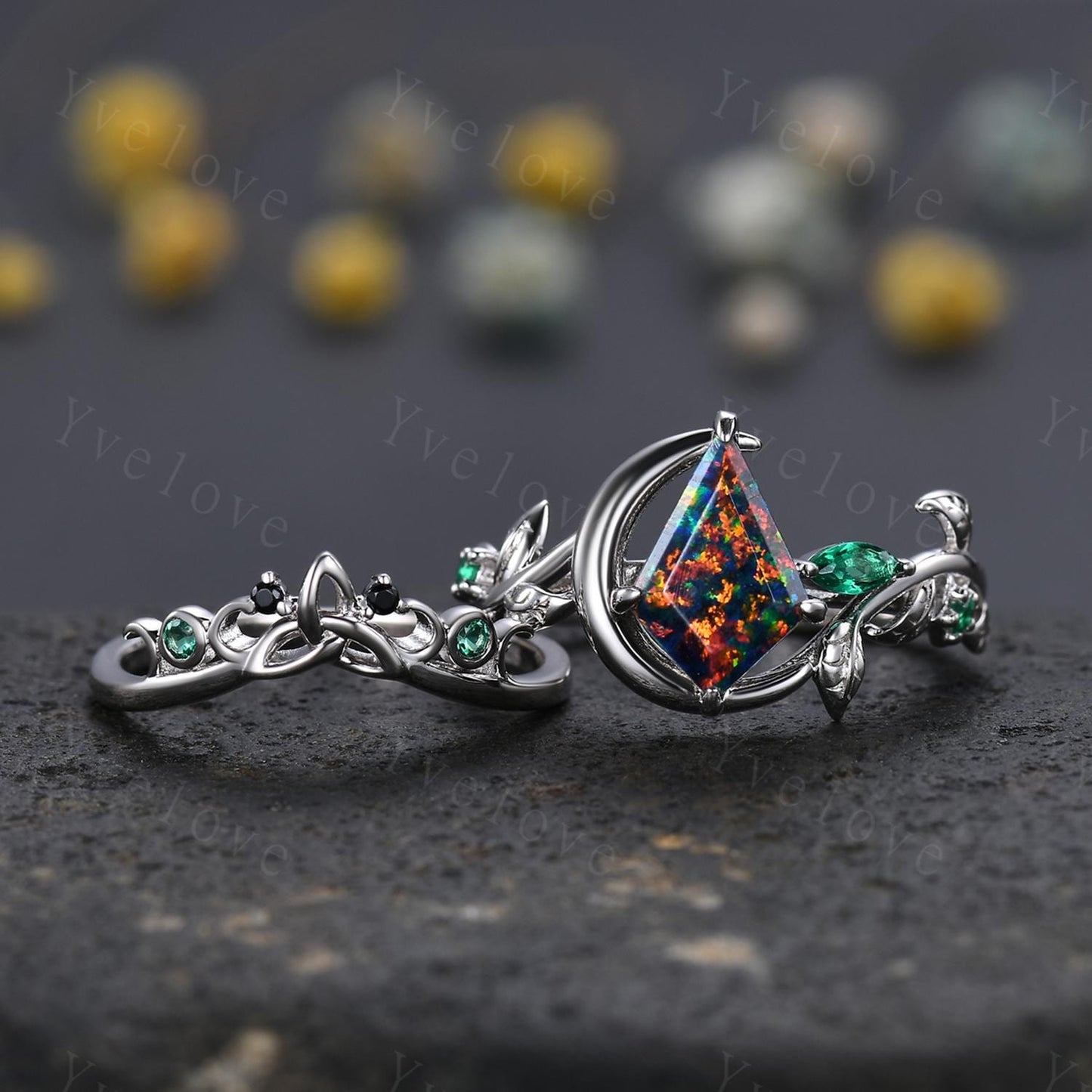 Kite Cut Black Fire Opal Engagement Ring Set Moon Star 925 Silver Band Green Emerald Bridal Ring Promise Ring Opal Jewellery Gifts For Her